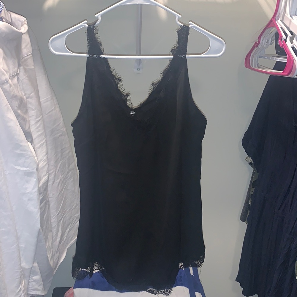 black tank top. size large.